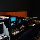 GLA中京会館の舞台裏の映像音響設備